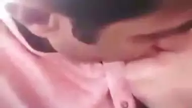 Pakistani boss secretary fondling sex in car video