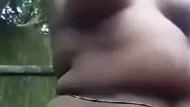 Bengali village Desi XXX wife shows her nude body on selfie cam outdoors