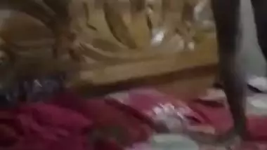 Bihari sex video of a guy fucking his 19-year-old GF in bed