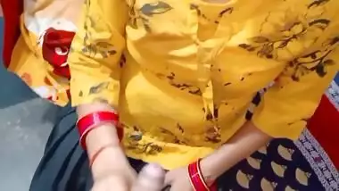 Man films Desi's vagina after handjob and XXX drilling from behind