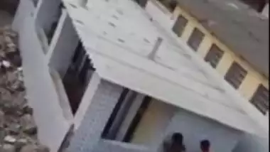 Unsatisfied aunty is caught fucking outdoor with brother of hubby, Desi mms