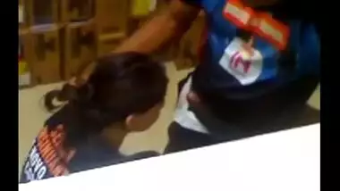 Desi secretary knows nothing about when sucking XXX dick