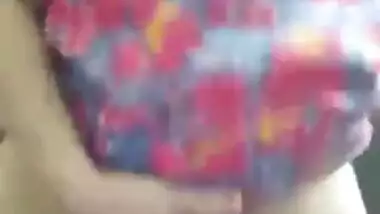 Hot Desi Aunty Fingering and horny masturbating in hairy pussy closeup showing indian village sex video