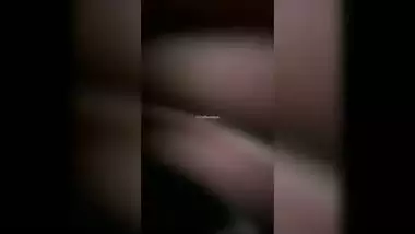 ¡Ayudé a esta desconocida chica a encontrar su auto en el estacionamiento y no te imaginas cómo me lo agradeció!