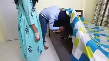 Desi Bhabhi, Indian Bhabhi And Indian Desi Bhabhi In Chuaar Ko Ghar Bulakar Karwai Jabardsti Chudai