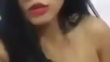 Excited Indian hottie records solo video hoping to become porn star