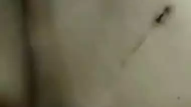 Young guy fucks his GF’s tight pussy in Tamil sex video