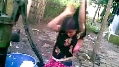 Indian Farmer Girl Bathing Naked
