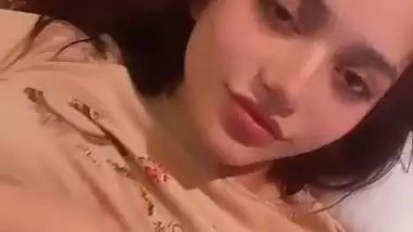 Gorgeous maal selfie round big boobs viral show