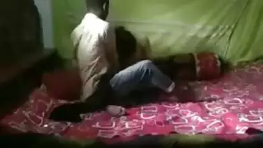 Desi girl has XXX sized dick for her hole in this MMS footage