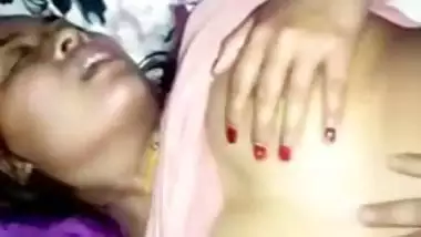 Assamese girl’s first desi chudai with her lover