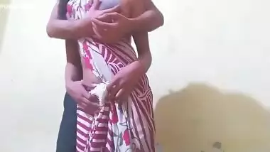 Devar Bhabhi - Bhabhi Ne Sadi Bandhwane Ke Bhane Devar Se Kri Romentik Hark