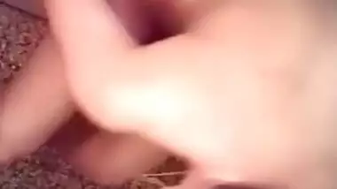 Today Exclusive- Desi Girl Bathing Record In