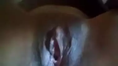 Today Exclusive- Desi Milf Showing Her Pussy