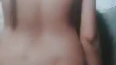 Desi College Kudi Naked Solo