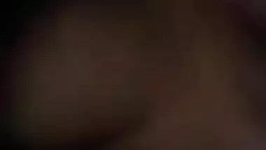 Good-looking Desi gal flashes tits and XXX cunny during video call