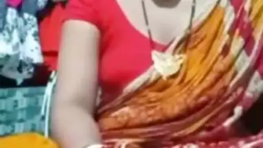Bhabhi enjoys a video call sex with her perverted Devar