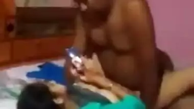 Desi slut has XXX sized dick for her hole in this footage