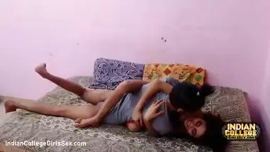 Amateur Indian skinny teen get an anal creampie after a hard desi pussy fucking sex