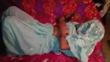 Desi Bhabhi giving blowjob at night time video taken by her lover has been